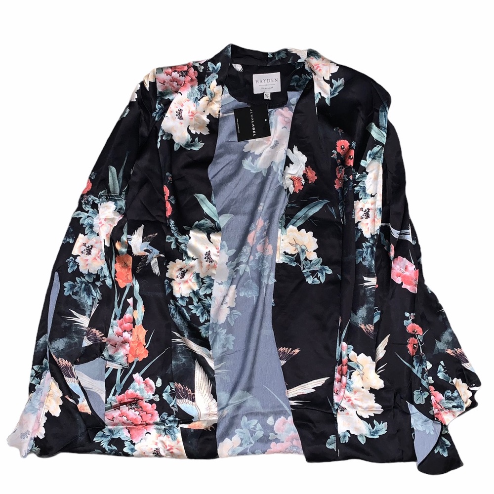 NWT JLUXLABEL Black Asian Gardens Silky Kimono